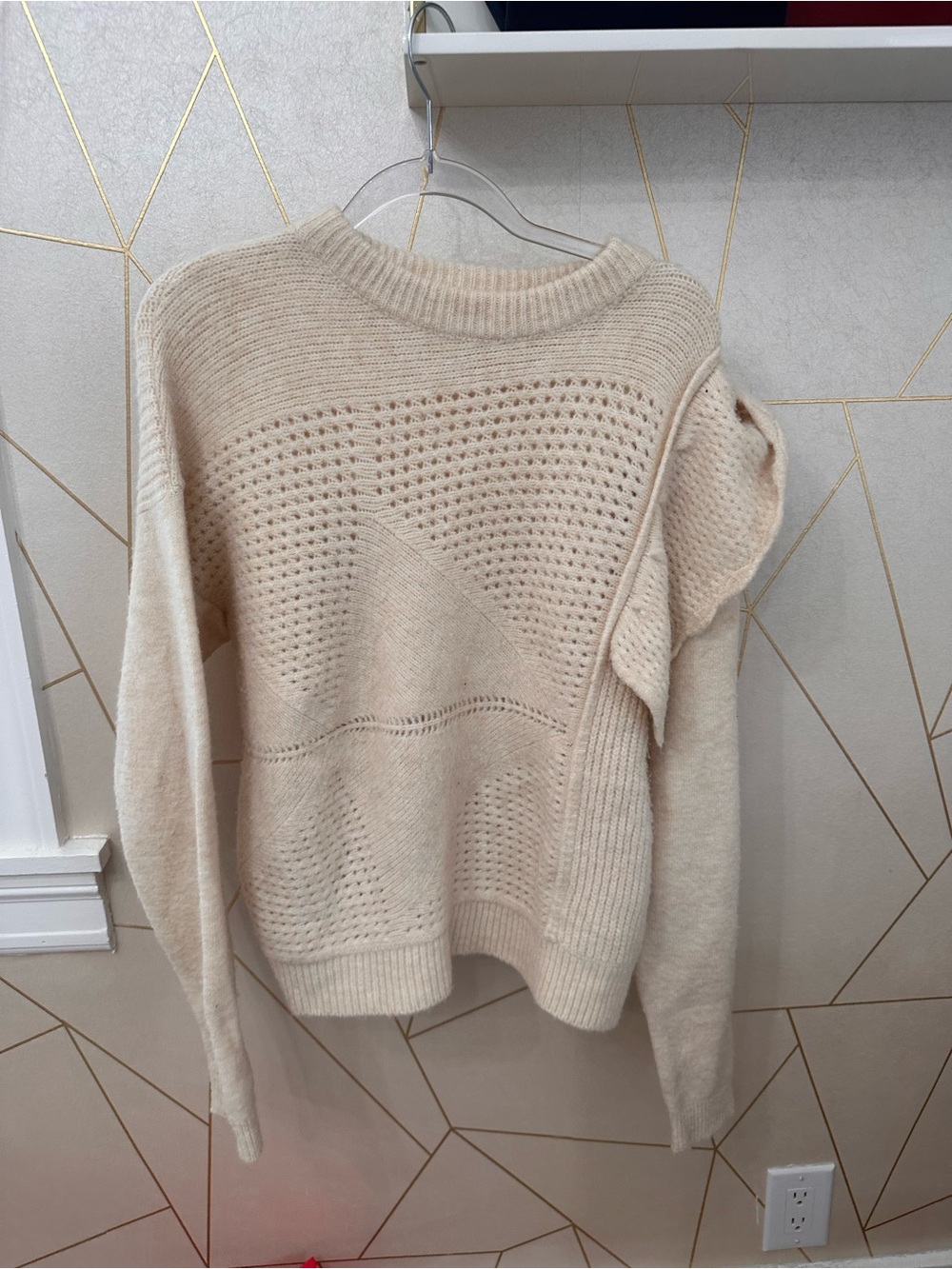 Sita murt/ Women's Cream Knit Ruffle Detail Sweater